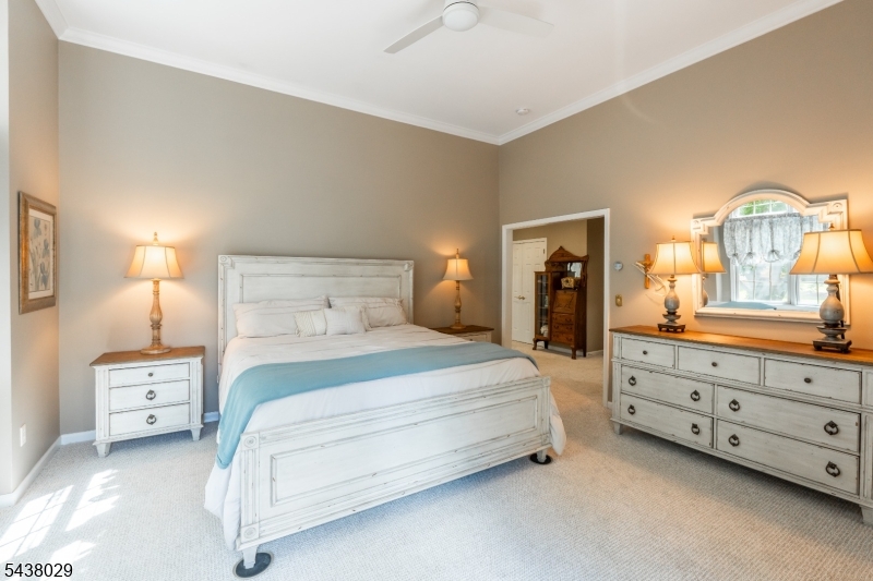 3 Troon Dr