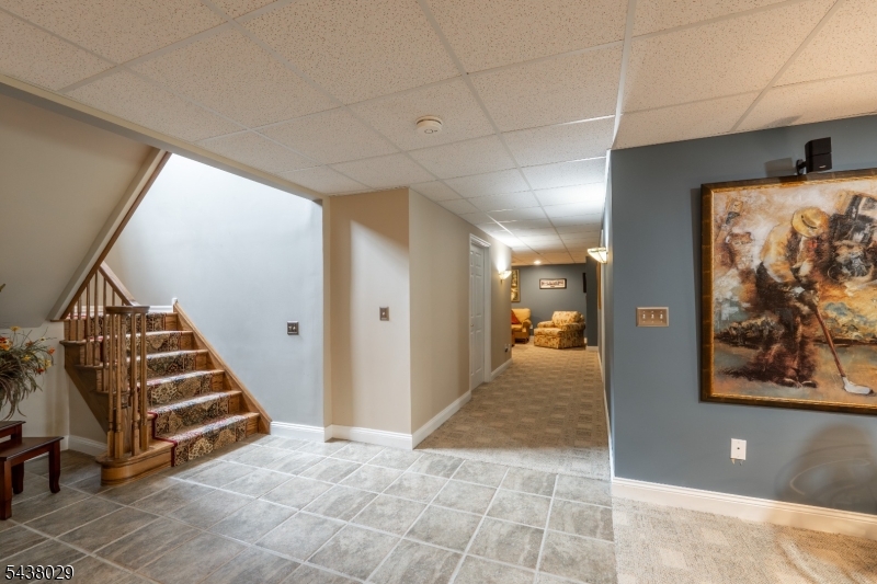 3 Troon Dr