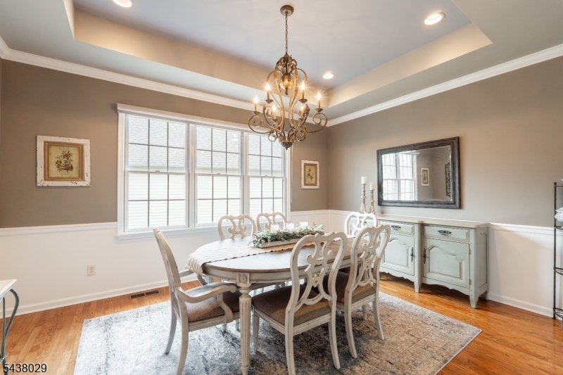 3 Troon Dr