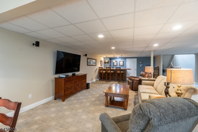 3 Troon Dr