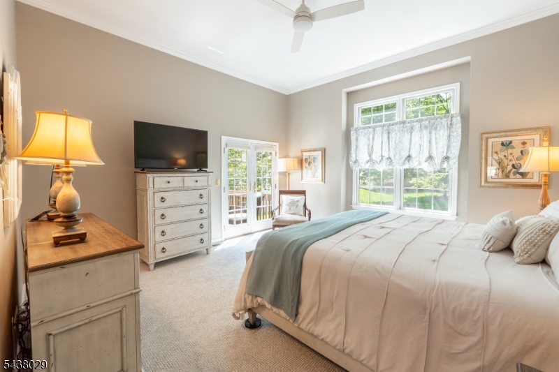 3 Troon Dr