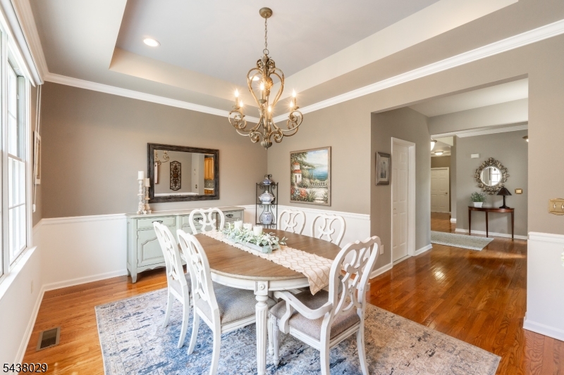 3 Troon Dr