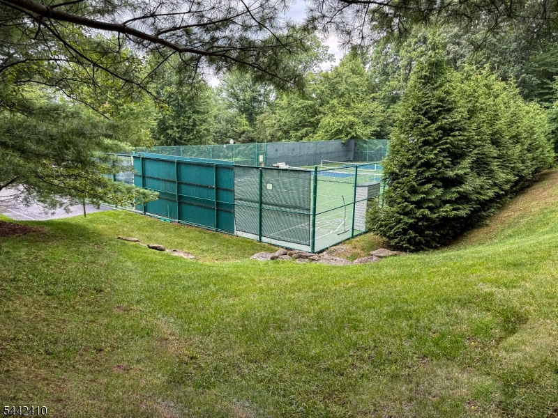 92 Mackenzie Ln