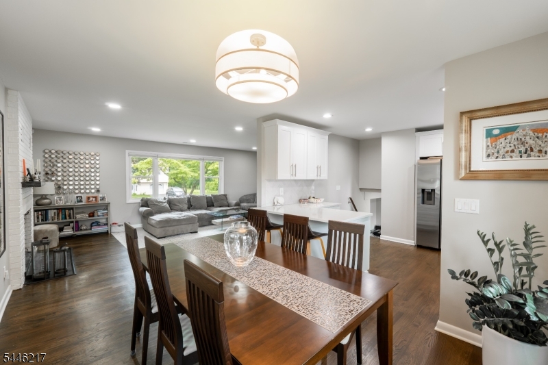32 Headley Ave
