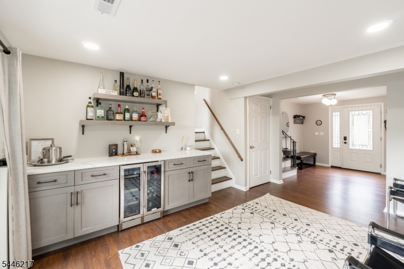 32 Headley Ave