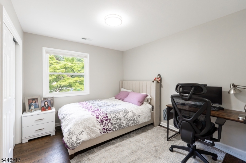 32 Headley Ave