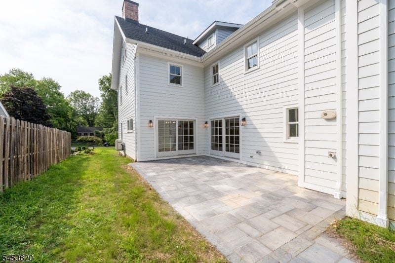 30 E Main St