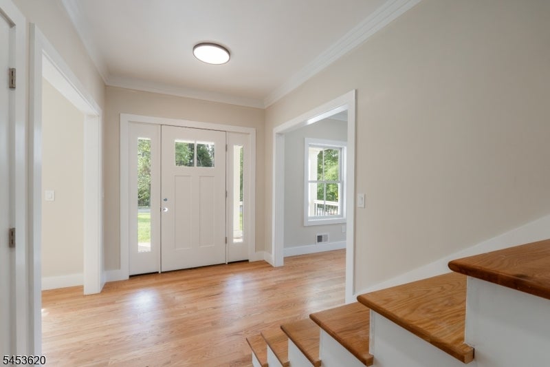 30 E Main St