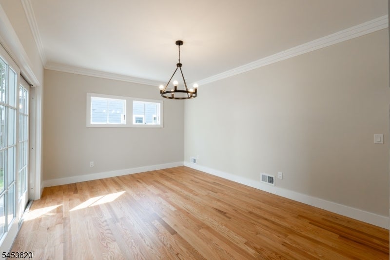 30 E Main St