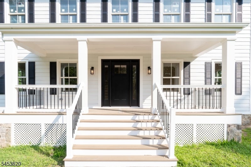 30 E Main St