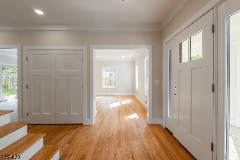 30 E Main St