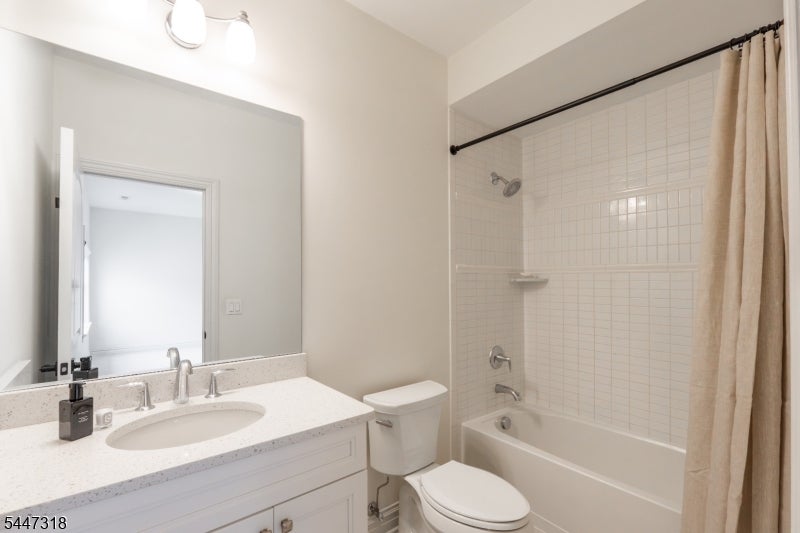 30 Whitney Farm Pl