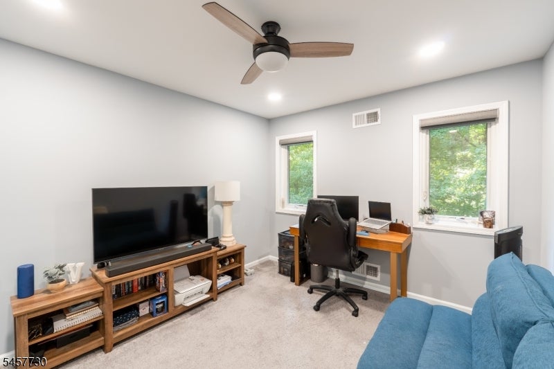 34 Loantaka Way Unit H H