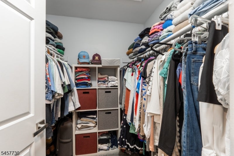 34 Loantaka Way Unit H H
