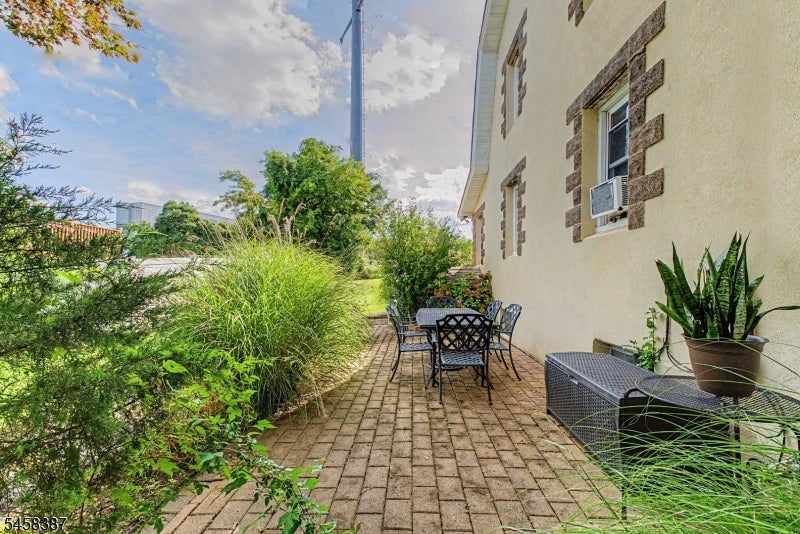 137 Mckinley Ave