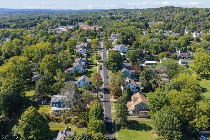 9 Linwood Ave