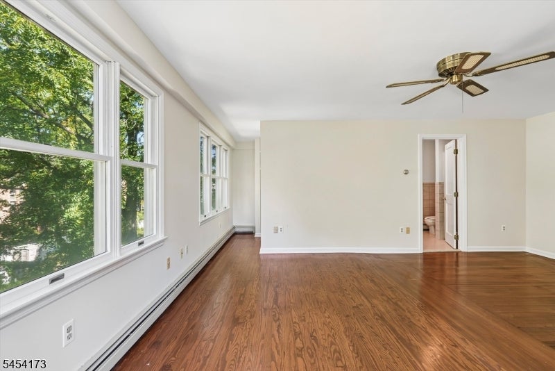 9 Linwood Ave