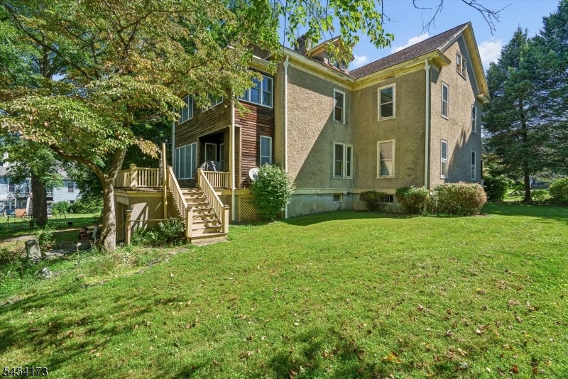 9 Linwood Ave