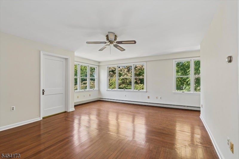 9 Linwood Ave