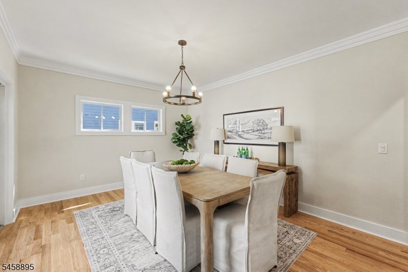 30 E Main St