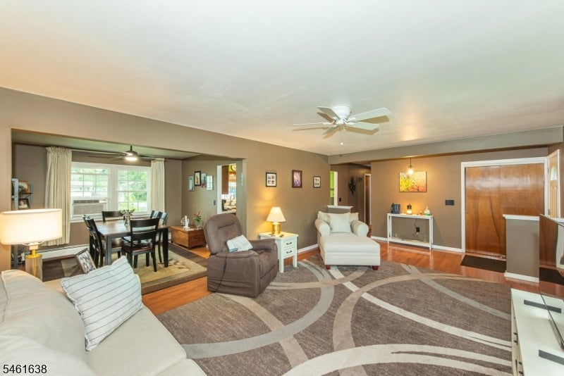 29 Thistle Ave