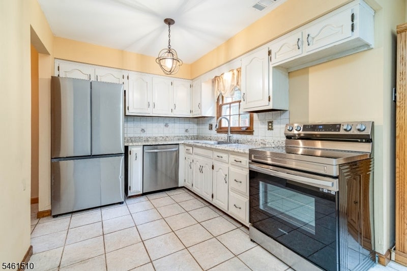 199 Casterline Rd