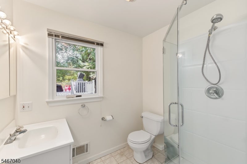 109 Meadowbrook Rd
