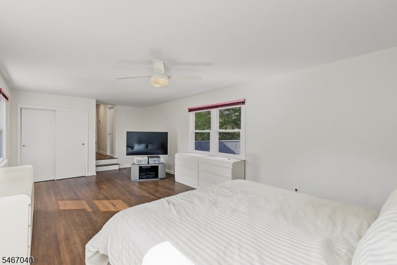 109 Meadowbrook Rd