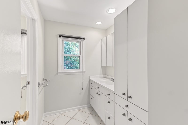109 Meadowbrook Rd