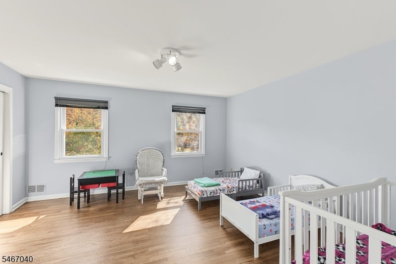 109 Meadowbrook Rd