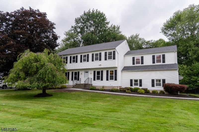109 Meadowbrook Rd