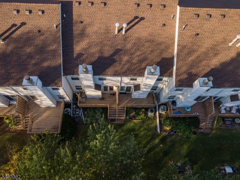 203 Salem Ct