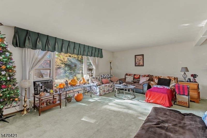 9 Morningside Dr