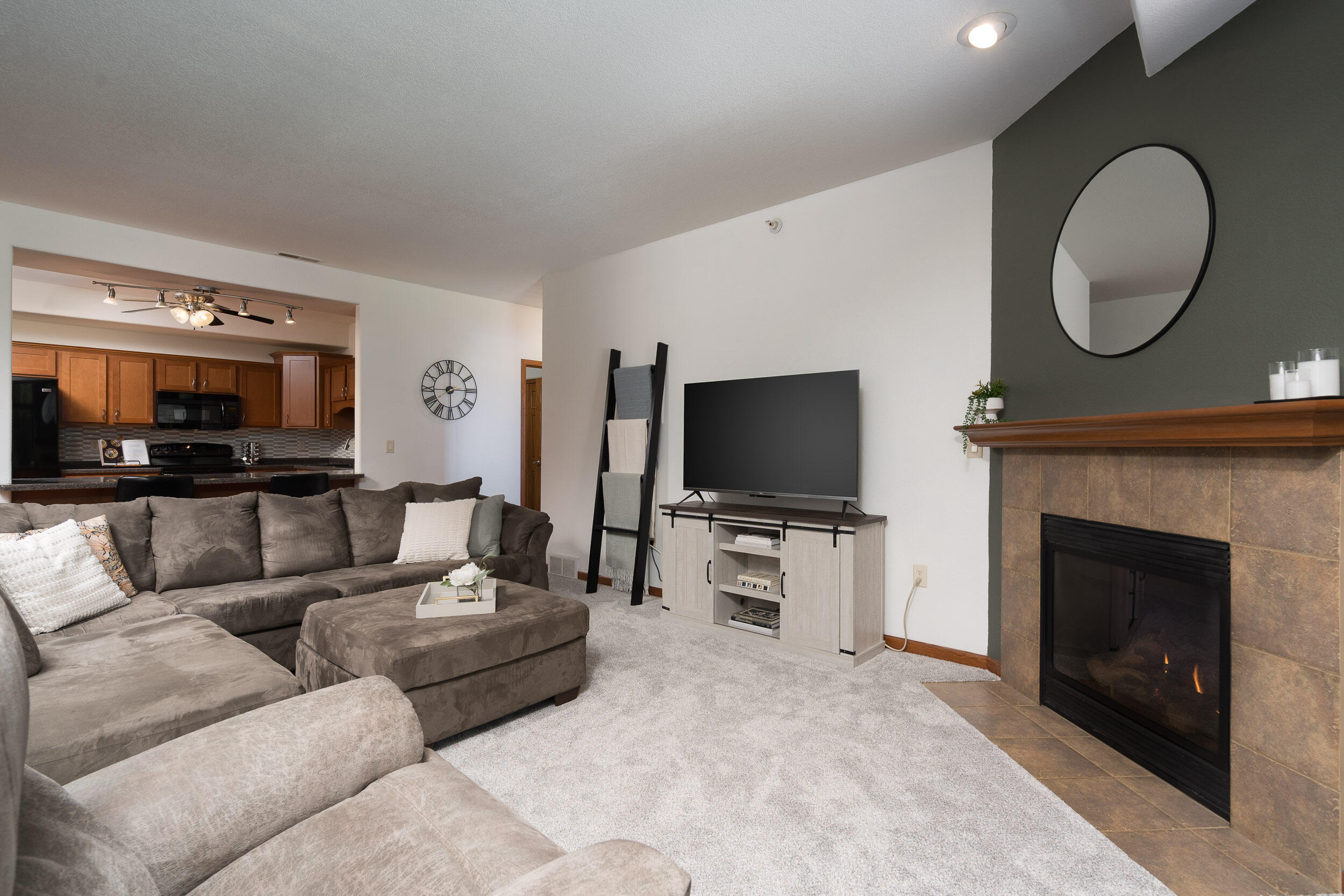 105 N 73rd St