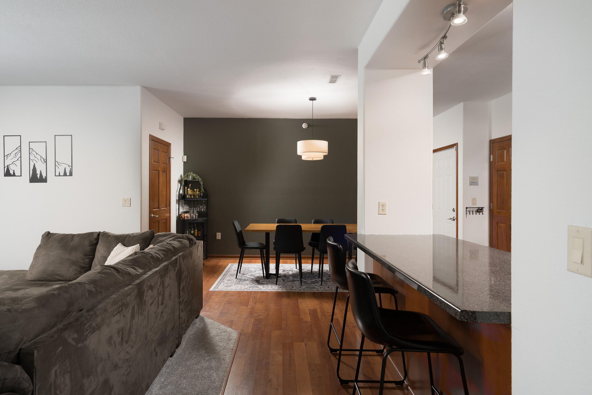 105 N 73rd St