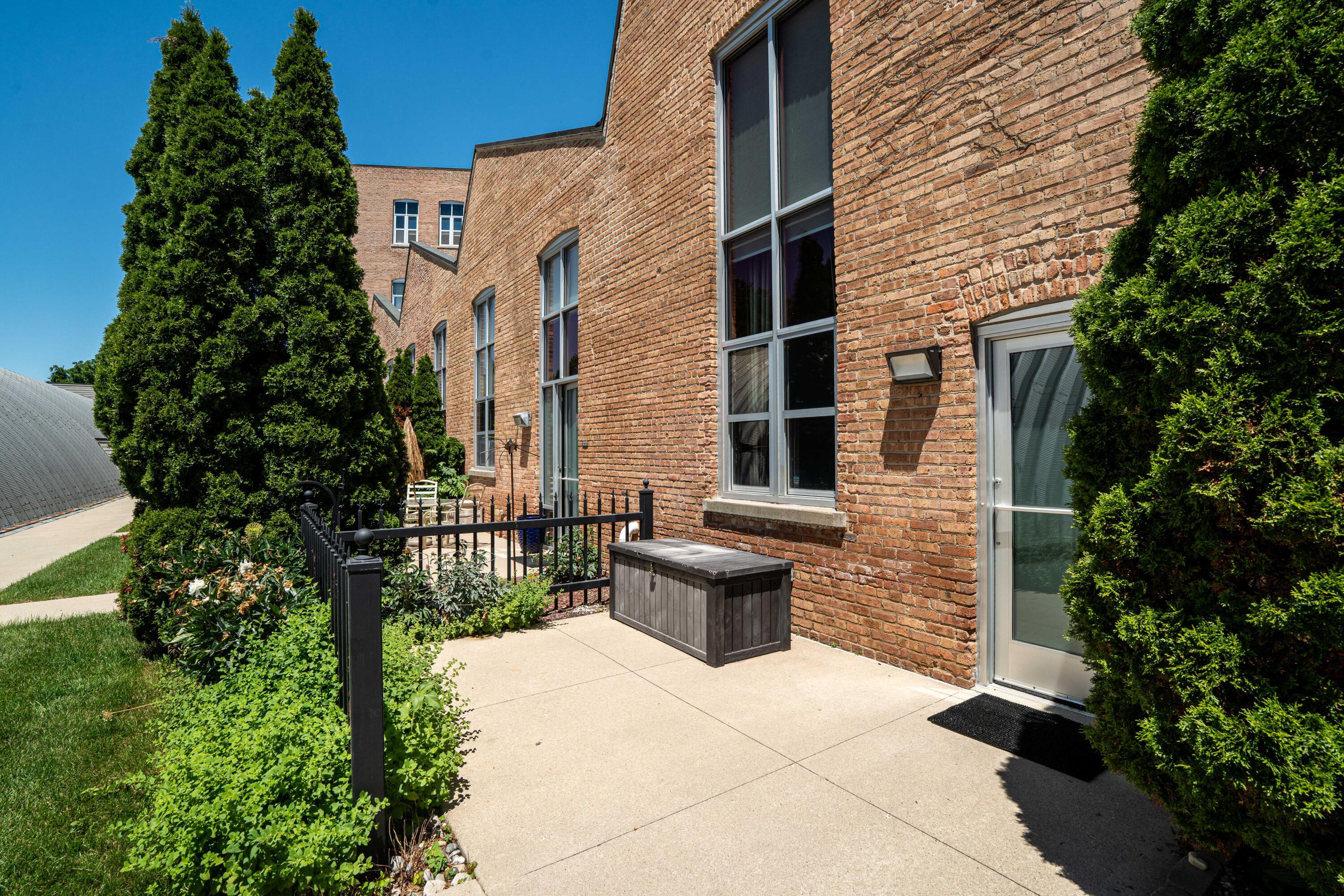 3059 N Weil St Unit: 124