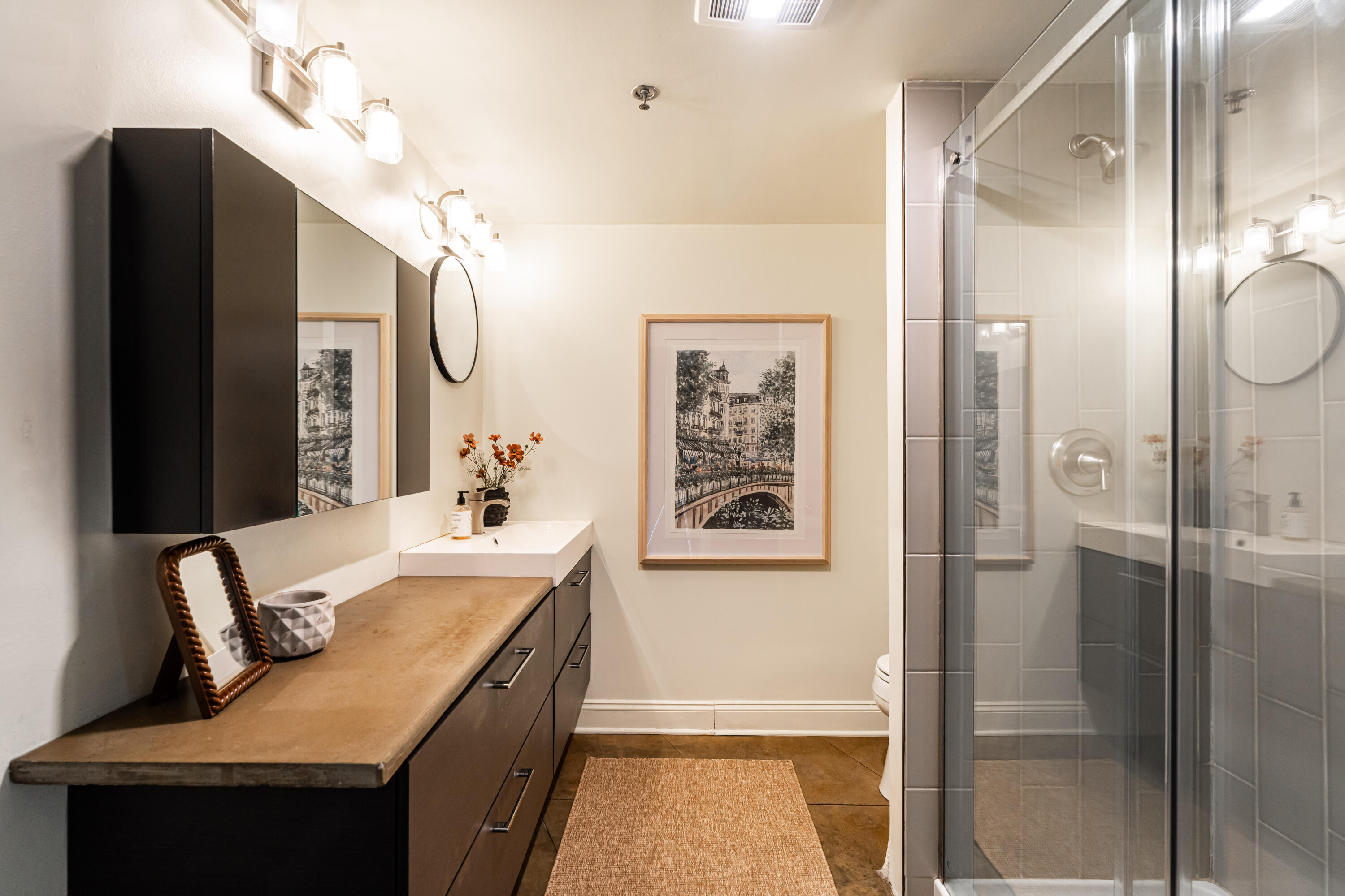 3059 N Weil St Unit: 124