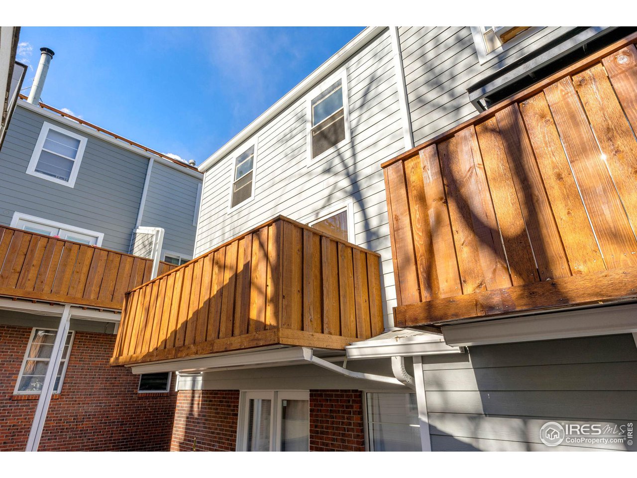 1111 Maxwell Ave 218