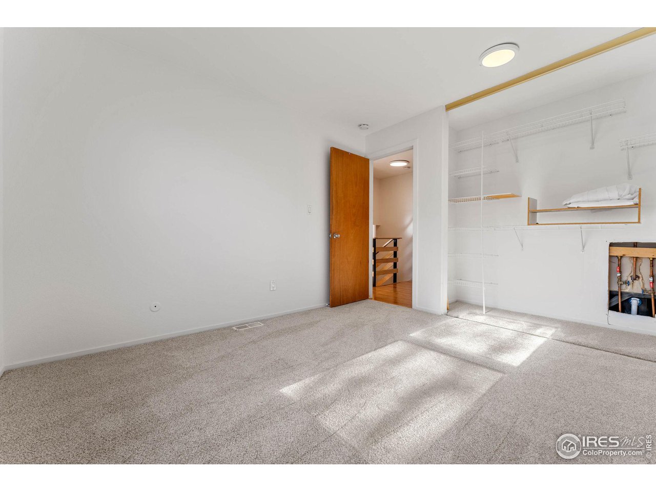 1111 Maxwell Ave 218