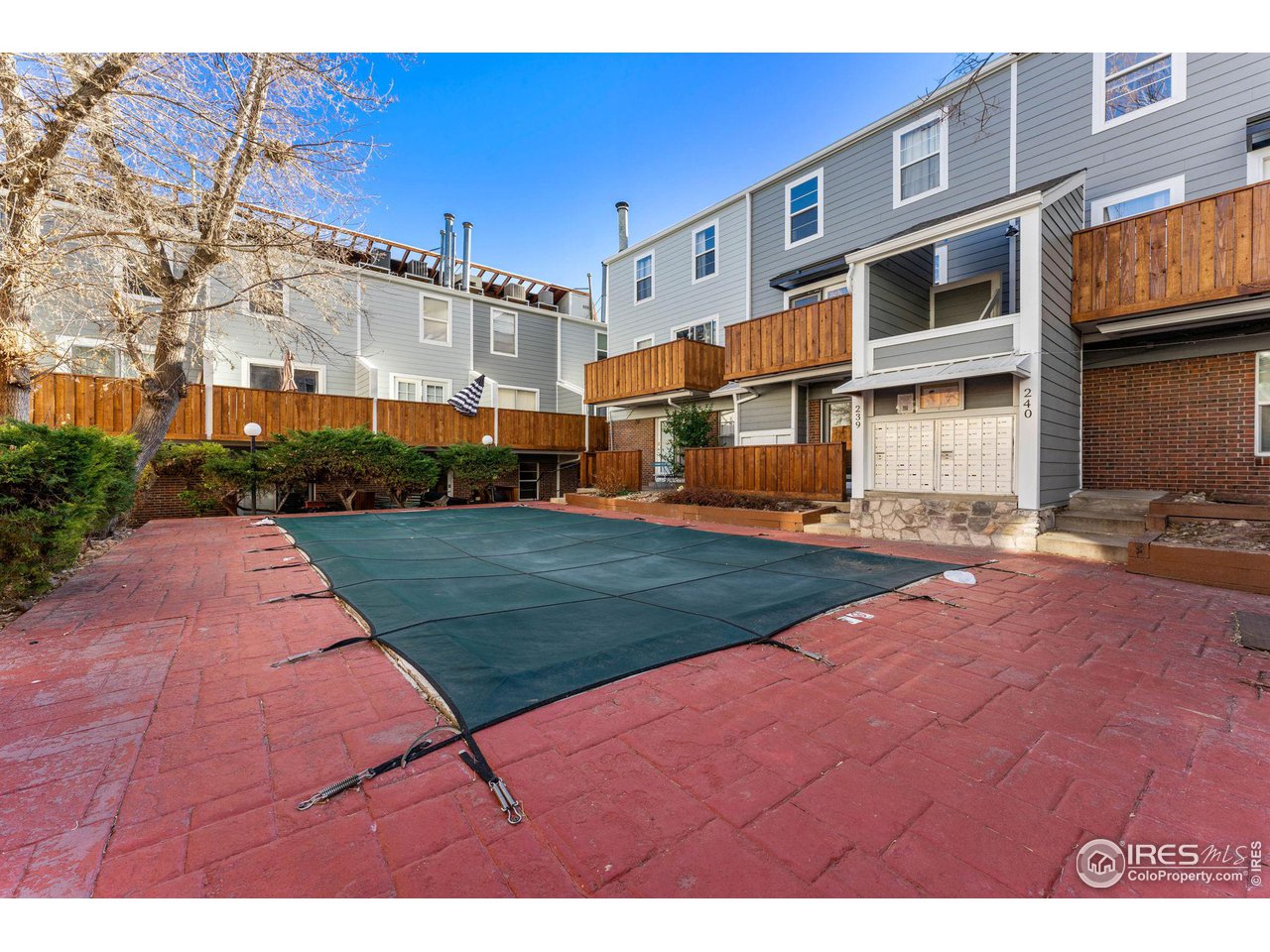 1111 Maxwell Ave 218