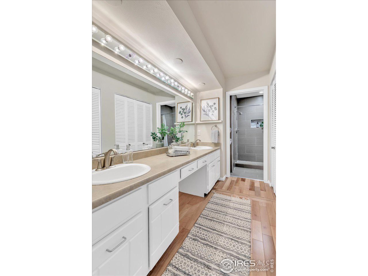 1531 Bradley Dr