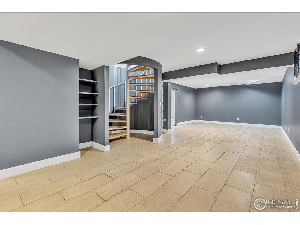 1531 Bradley Dr