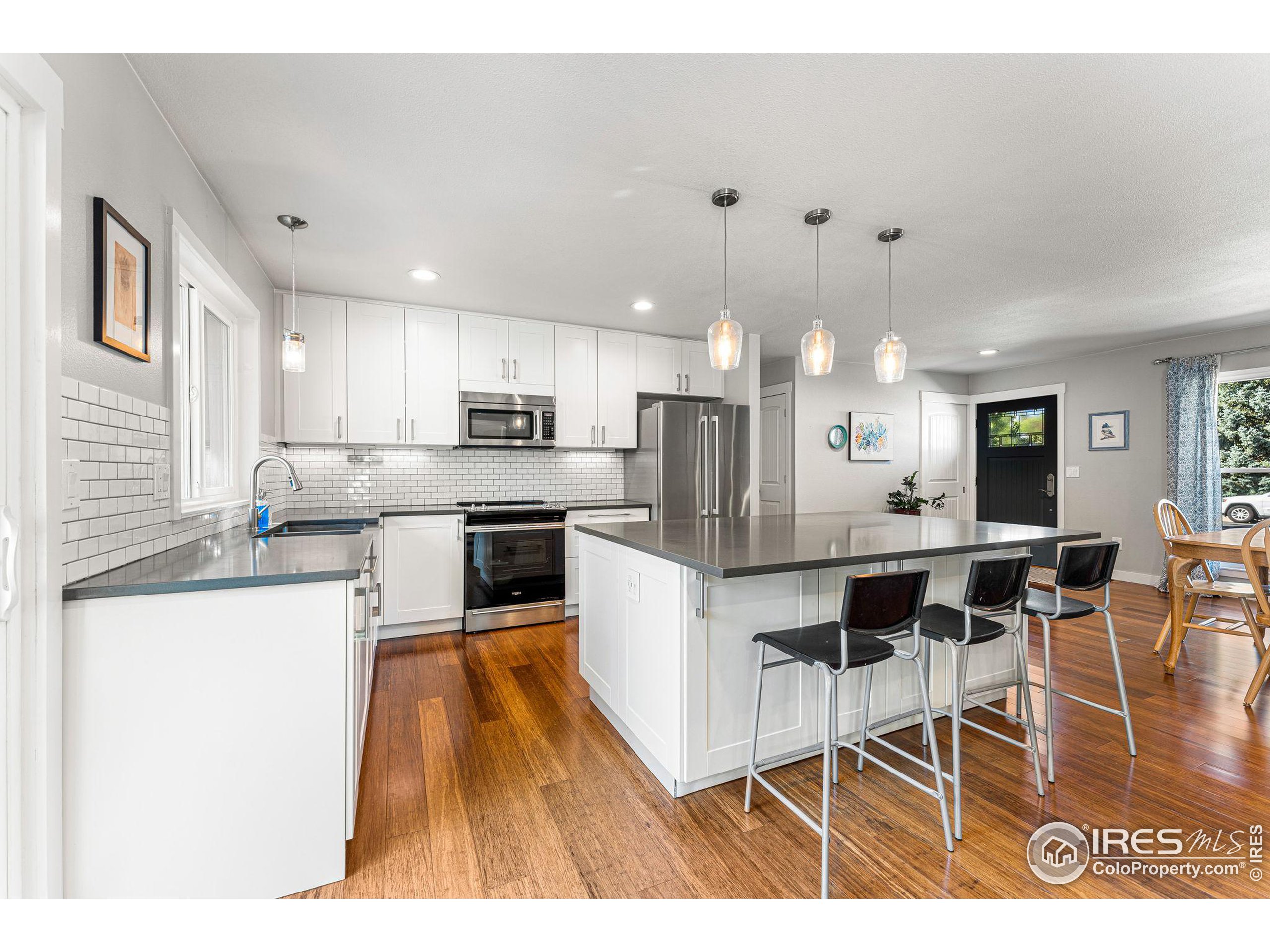 300 Lucerne Dr