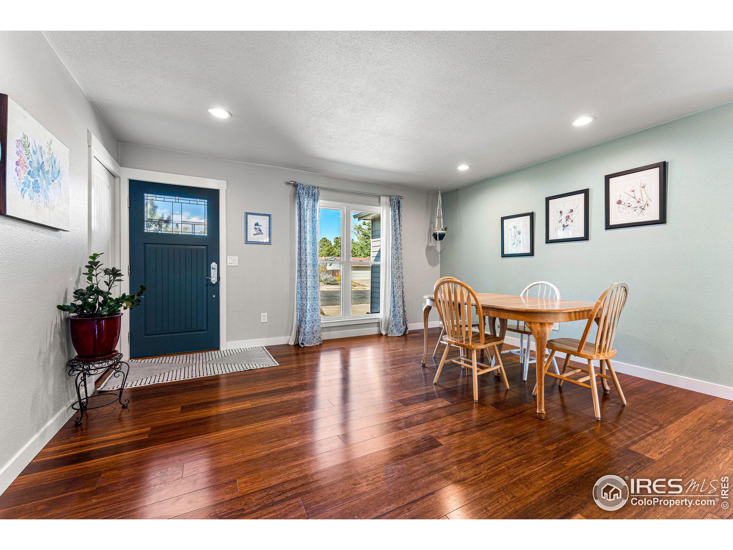 300 Lucerne Dr