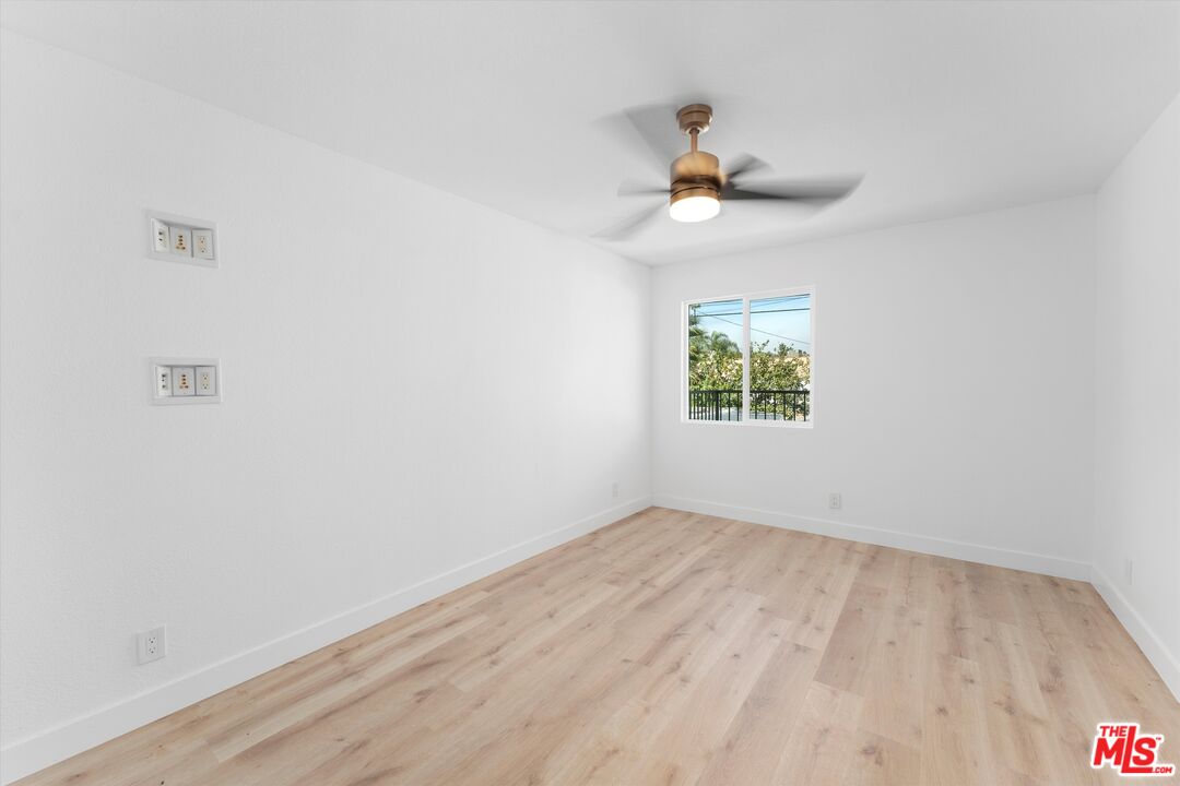3815 W 60th St