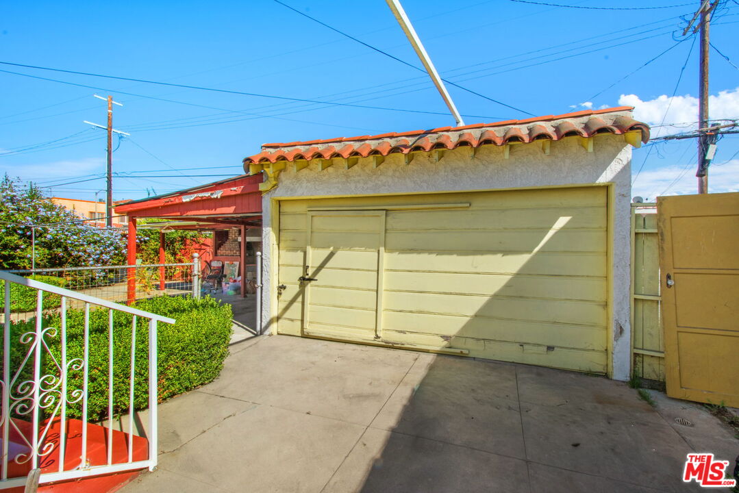 8106 S Normandie Ave