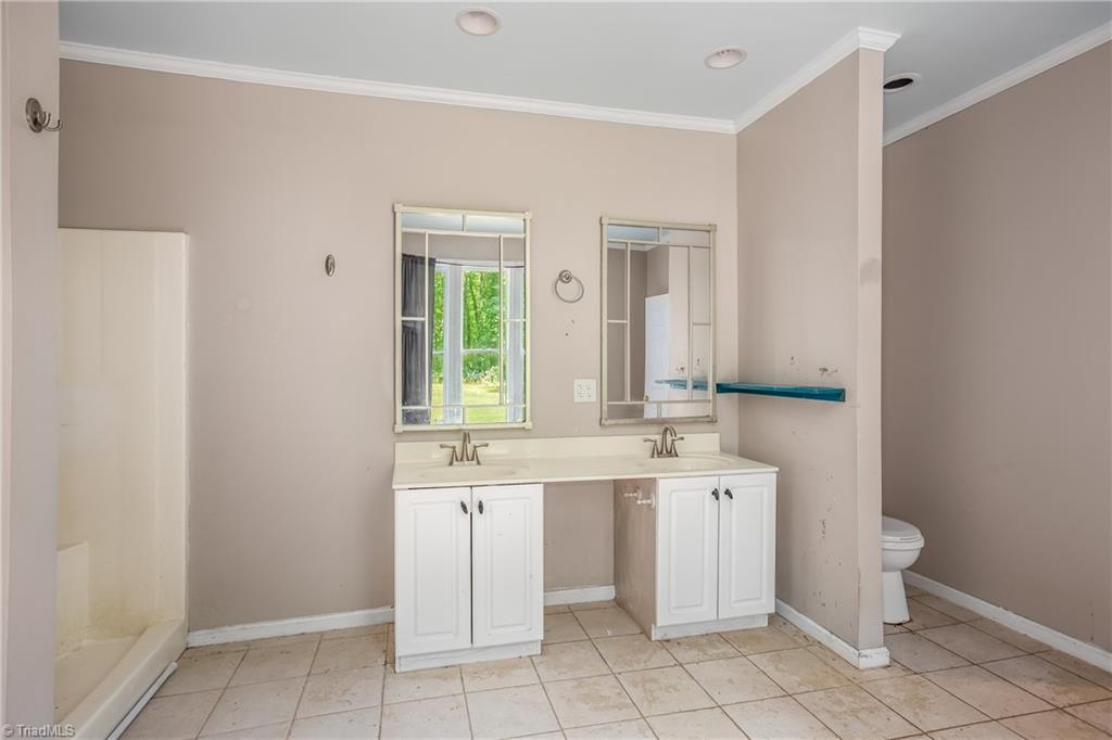 6025 Santa Maria Drive