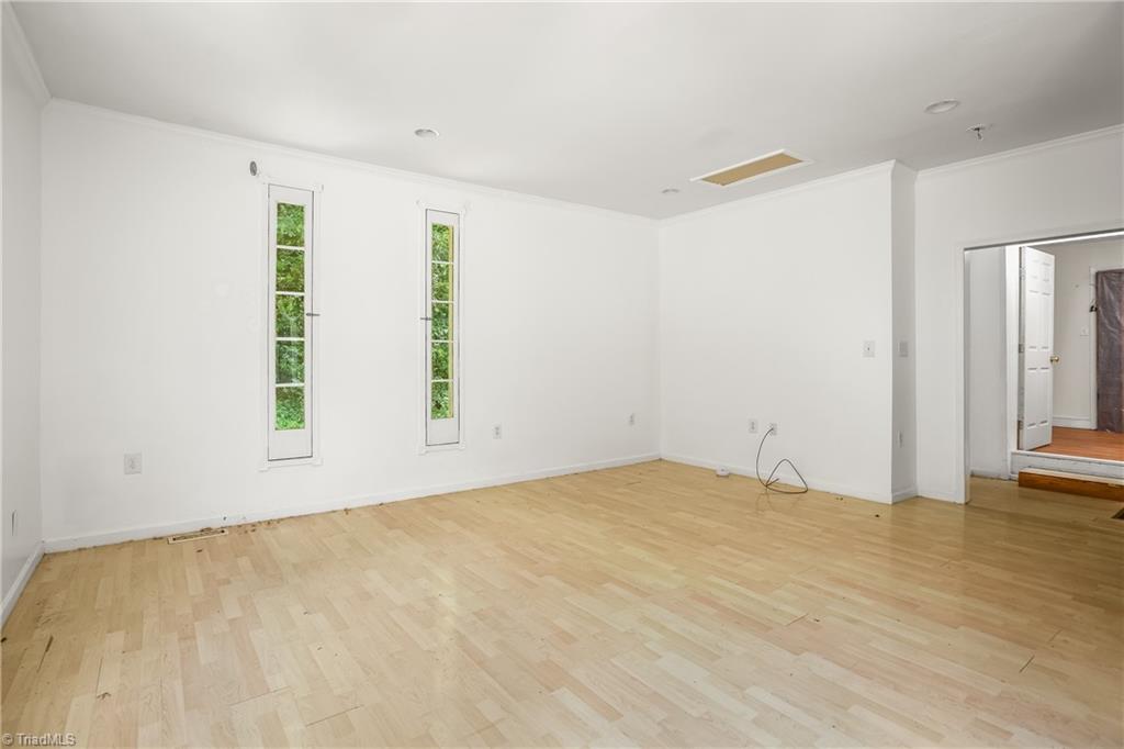 6025 Santa Maria Drive