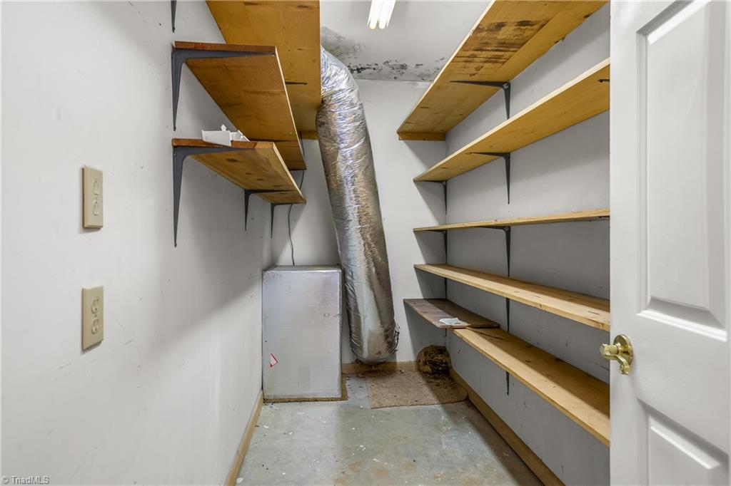 6025 Santa Maria Drive