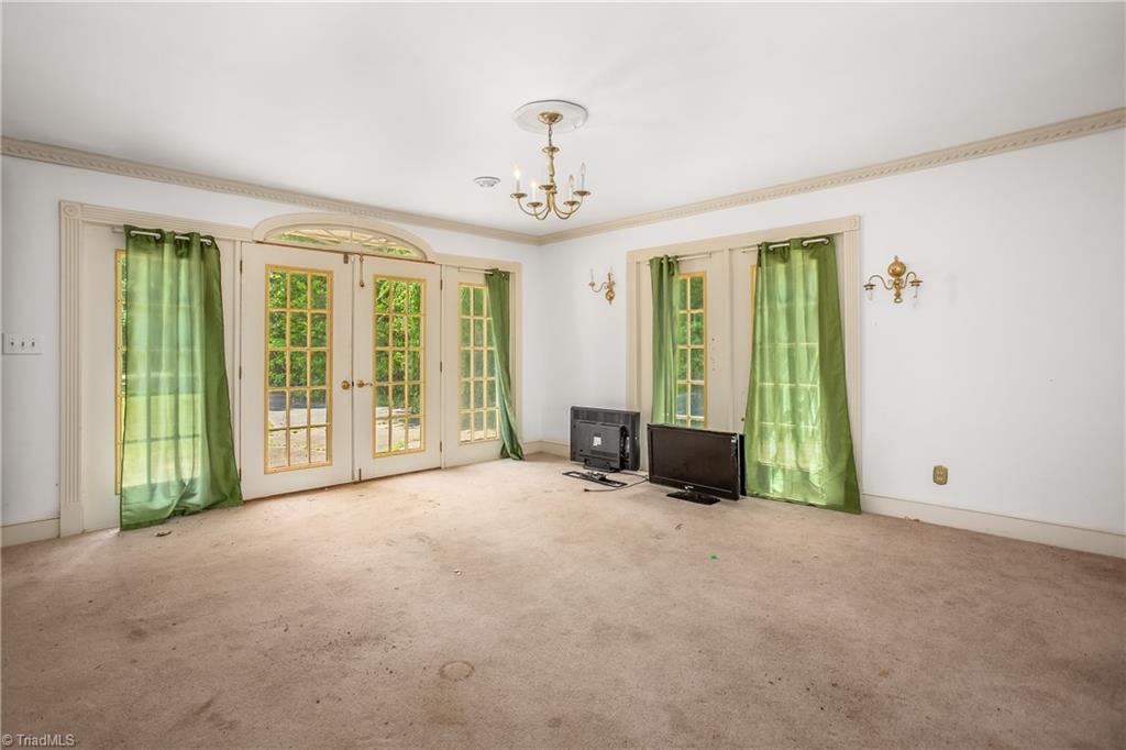 6025 Santa Maria Drive